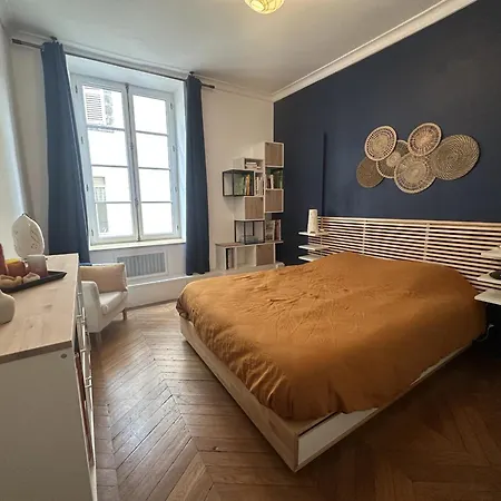 Herem Charme De L Ancien En Centre Appartement